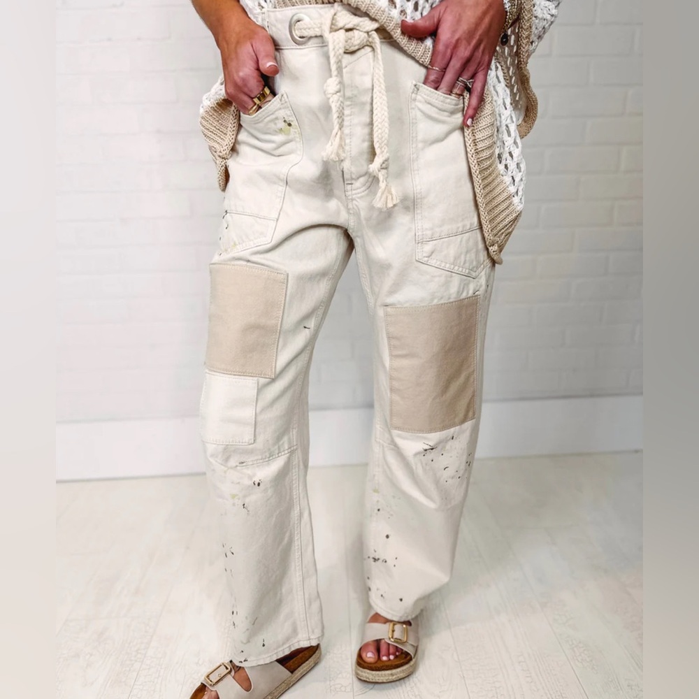 Free People Moxie Barrel low slung splatter cotton jeans size 25